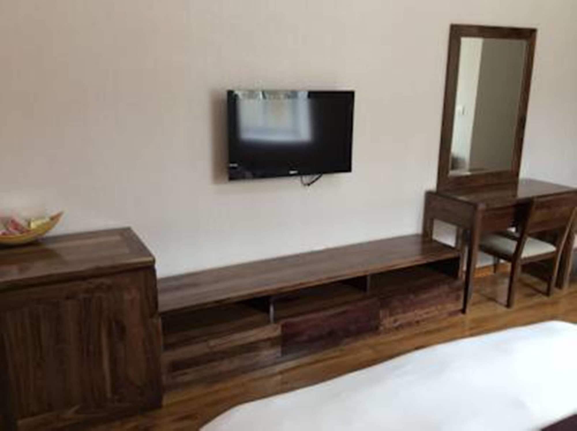 Khai Hoan Hotel Hanoi Exterior photo