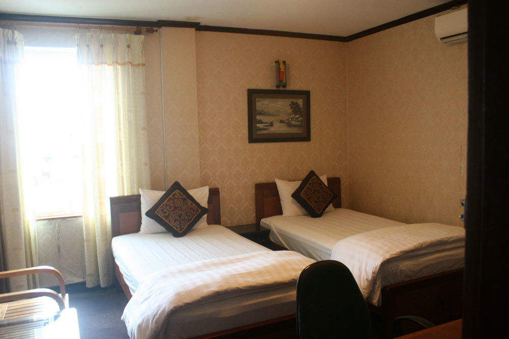 Khai Hoan Hotel Hanoi Exterior photo