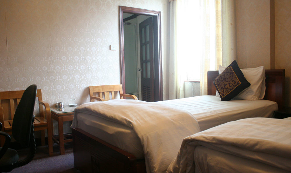 Khai Hoan Hotel Hanoi Exterior photo